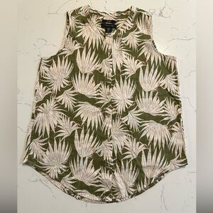 Tahari 100% linen Shirt Tropical Green Palm Shirt Med
